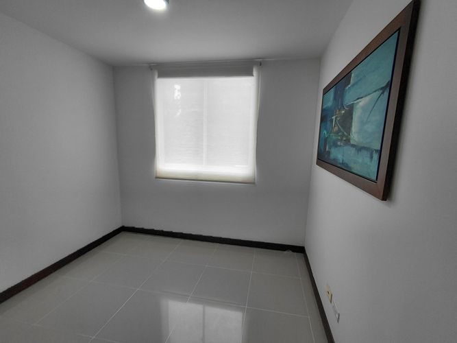 Apartamento de 3 alcobas en arriendo en El Diamante No. 2, Medellín, 83 m² · foto 11 de 24