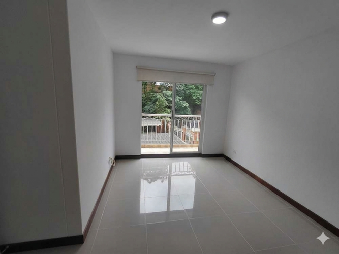 Apartamento de 3 alcobas en arriendo en El Diamante No. 2, Medellín, 83 m² · foto 18 de 24
