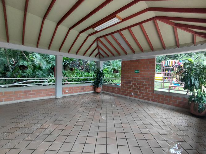Apartamento de 3 alcobas en arriendo en El Diamante No. 2, Medellín, 83 m² · foto 24 de 24