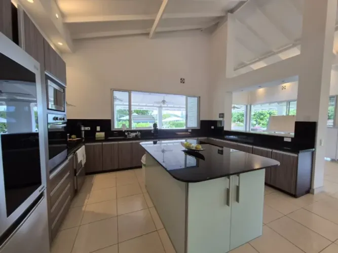 Finca en venta en Vía El Caimo, Armenia, 1100 m² · foto 4 de 21