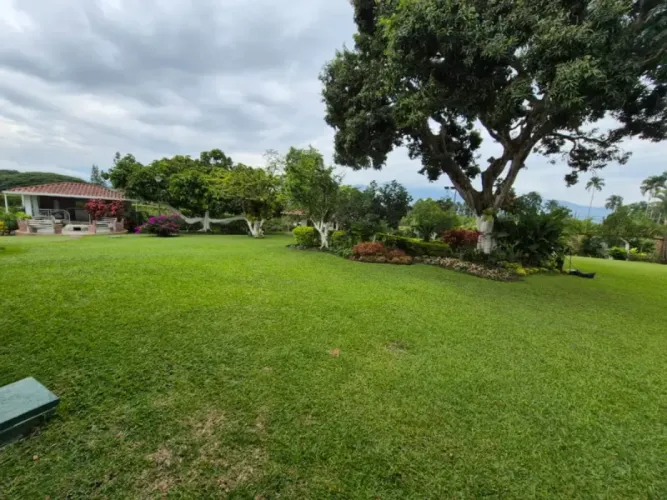 Finca en venta en Vía El Caimo, Armenia, 1100 m² · foto 13 de 21