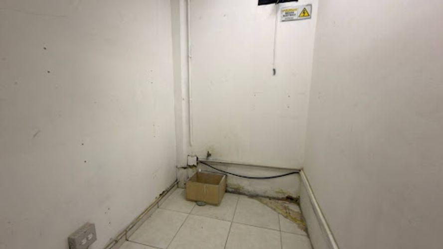 Local en arriendo en La Aguacatala, Medellín, 30 m² · foto 7 de 12