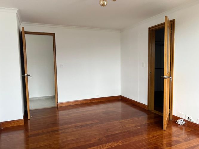 Apartamento de 3 alcobas en arriendo en El Poblado, Medellín, 178 m² · foto 9 de 18