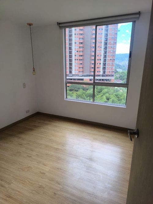 Apartamento en venta en Suramerica, Itagüí · foto 6 de 24