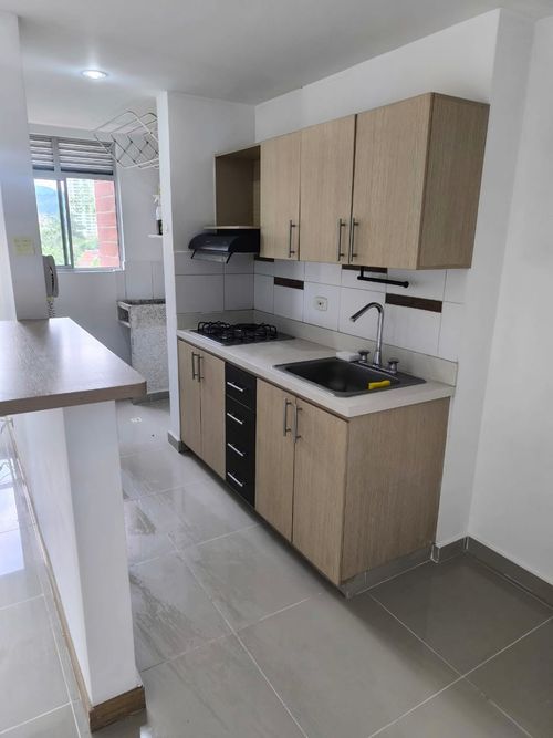 Apartamento en venta en Suramerica, Itagüí · foto 4 de 24