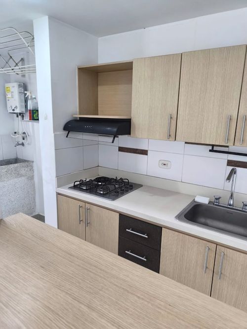 Apartamento en venta en Suramerica, Itagüí · foto 3 de 24