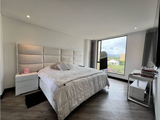 Casa de 3 alcobas en arriendo en Los Zipas, Cota, 244 m² · foto 19 de 24