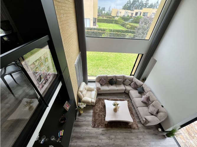 Casa de 3 alcobas en arriendo en Los Zipas, Cota, 244 m² · foto 22 de 24