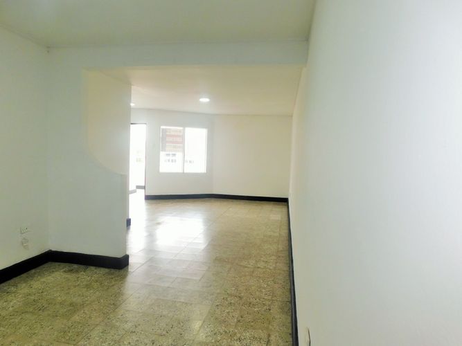 Apartamento de 3 alcobas en arriendo en Los Alpes, Barranquilla, 113 m² · foto 4 de 20