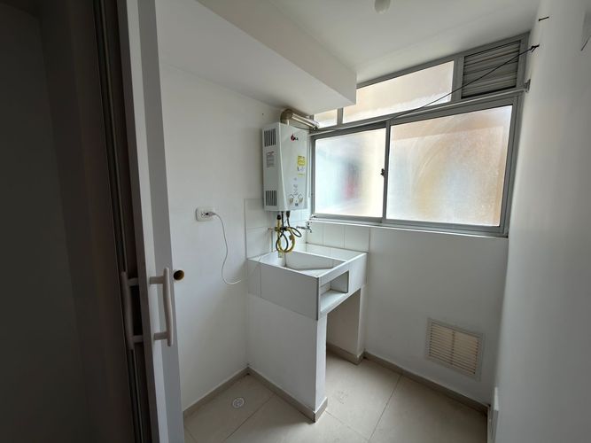 Apartamento de 3 alcobas en arriendo en Mapachico, Pasto, 60 m² · foto 4 de 9