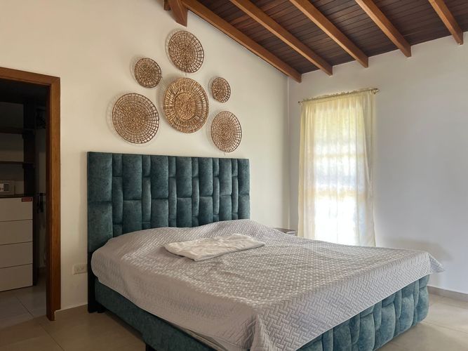 Casa de 3 alcobas en arriendo en Camino Verde, Envigado, 700 m² · foto 13 de 21