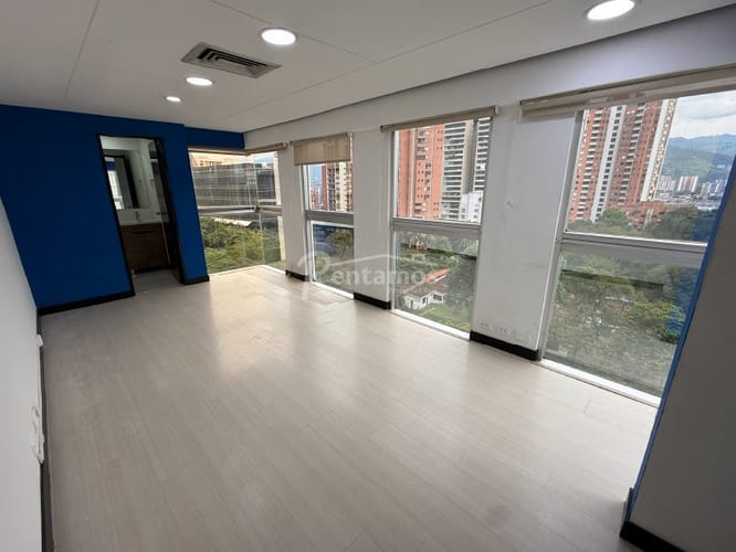 Oficina en arriendo en El Campestre, Medellín, 45 m² · foto 2 de 21