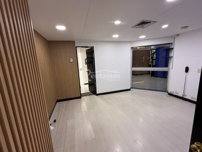 Oficina en arriendo en El Campestre, Medellín, 45 m² · foto 12 de 21