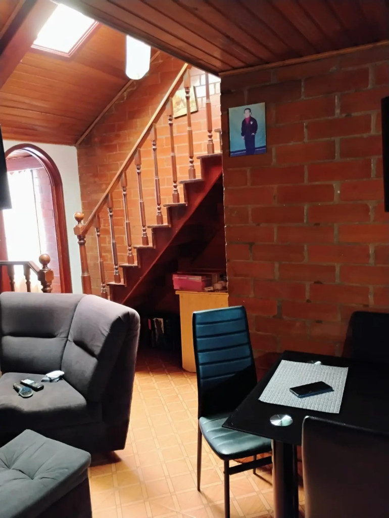 Apartamento en venta en Molinos Del Sur, Bogotá · foto 2 de 13