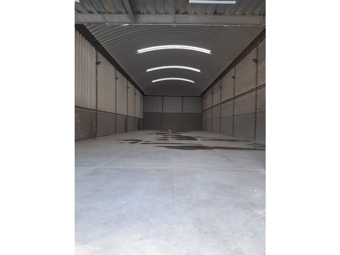 Bodega en arriendo en Carrizal, Barranquilla, 1082 m² · foto 3 de 5