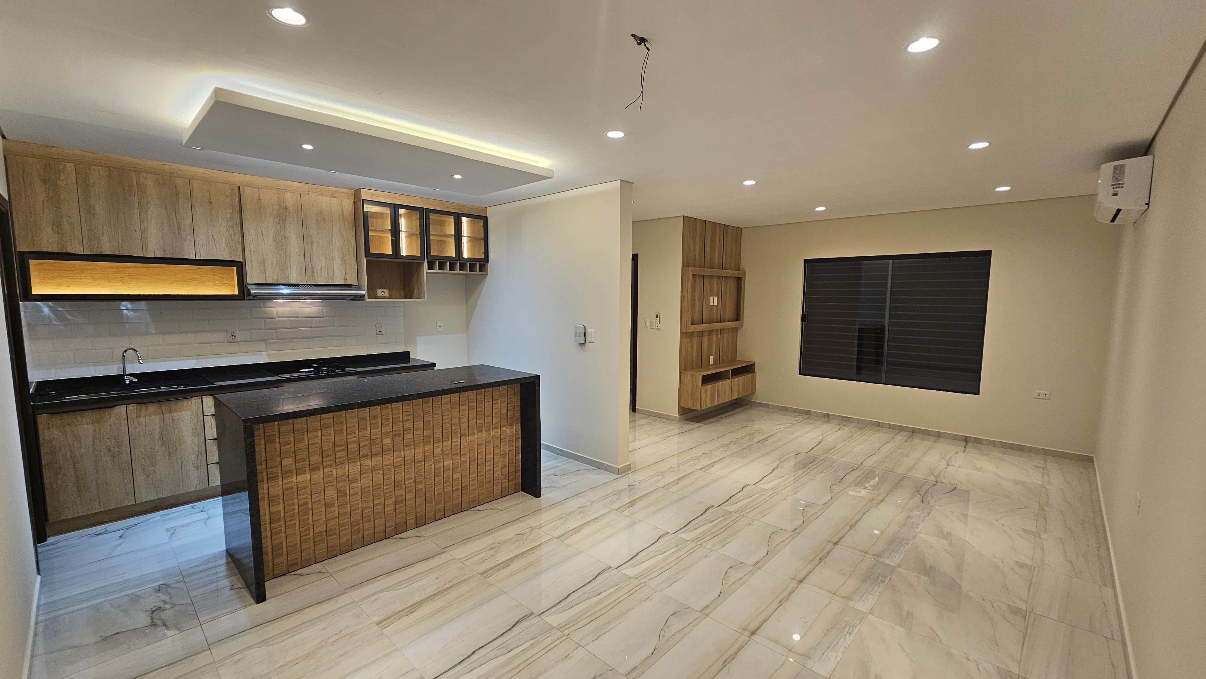Duplex en Luque en alquiler — foto 2