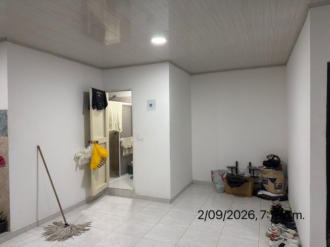 Casa de 12 alcobas en venta en Republica De Israel, Cali, 450 m² · foto 8 de 11