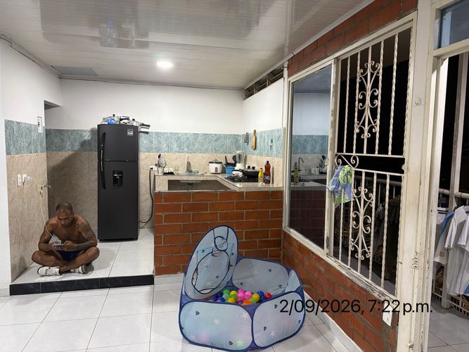 Casa de 12 alcobas en venta en Republica De Israel, Cali, 450 m² · foto 10 de 11