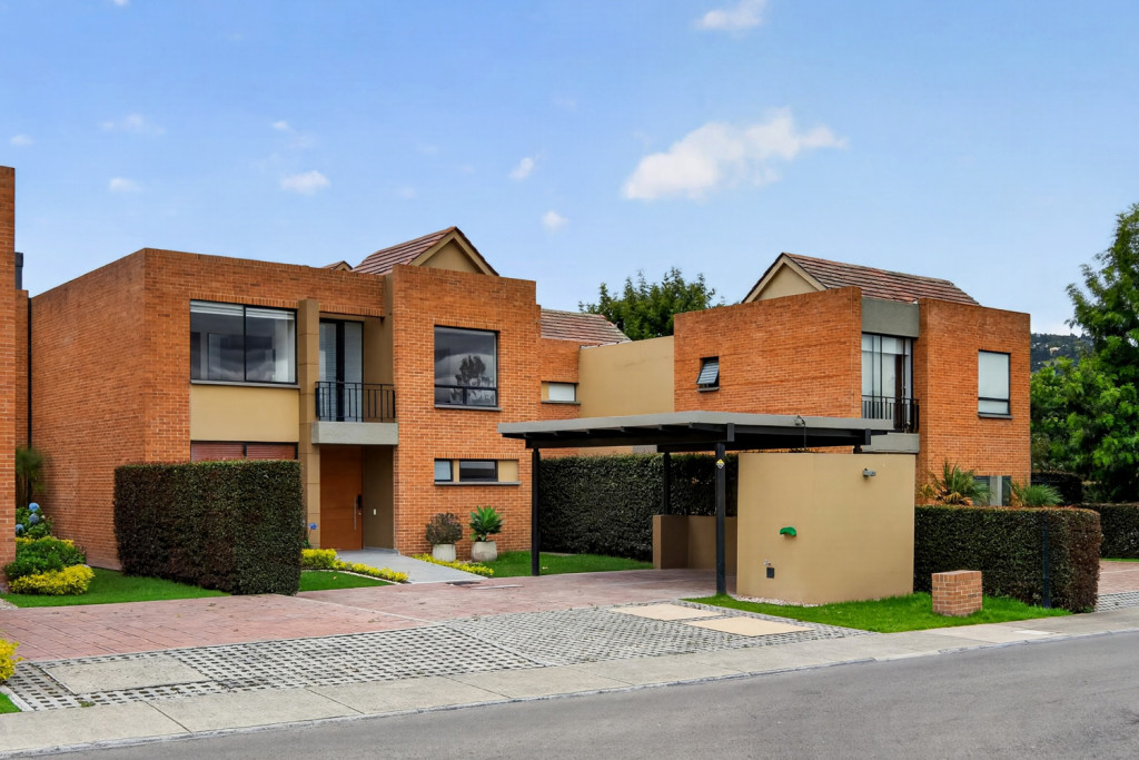 House for rent in Hacienda Fontanar, Chía