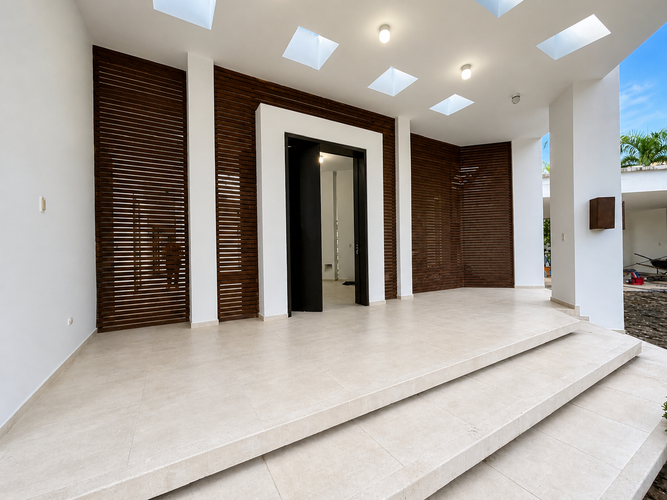Casa de 4 alcobas en venta en Vanguardia, Villavicencio, 1361 m² · foto 3 de 24