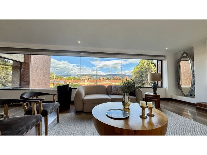 Apartamento en venta en Cerros De Suba, Bogotá · foto 2 de 24