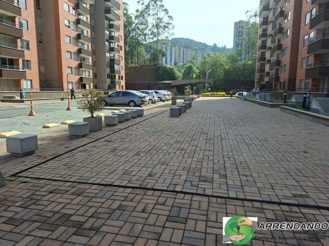 Casa de 3 alcobas en venta en La Mota, Medellín, 75 m² · foto 20 de 24