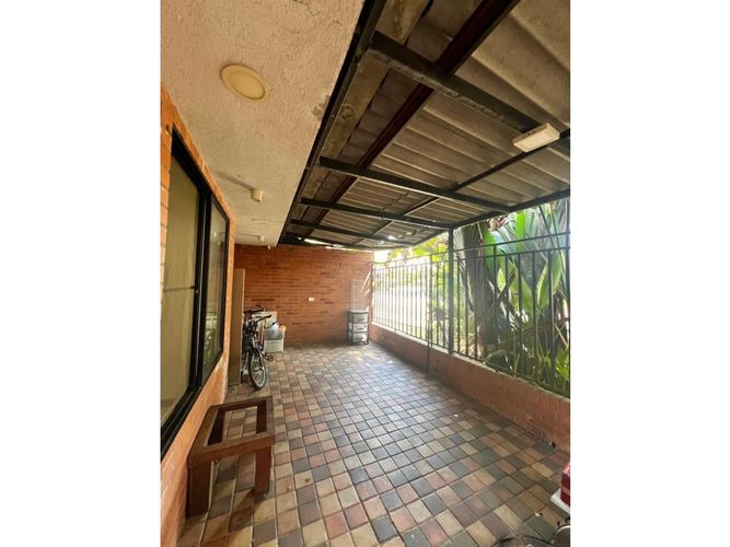 Casa de 4 alcobas en venta en El Castillo, Jamundí, 224 m² · foto 16 de 24