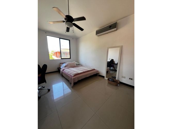 Casa de 4 alcobas en venta en El Castillo, Jamundí, 224 m² · foto 19 de 24