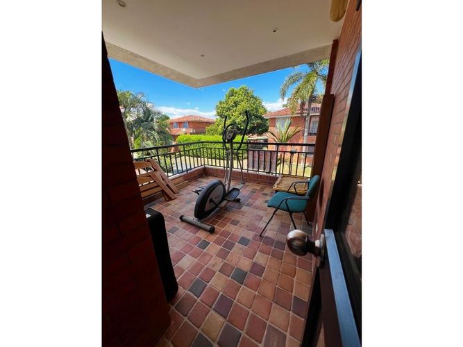 Casa de 4 alcobas en venta en El Castillo, Jamundí, 224 m² · foto 23 de 24