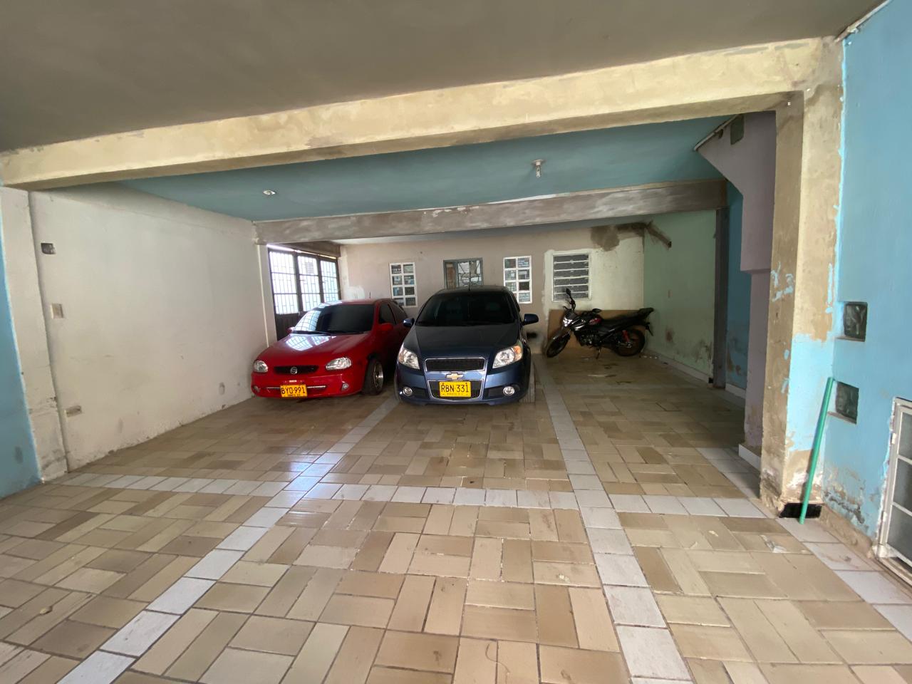 Casa en venta en San Francisco, Bogotá · foto 2 de 23