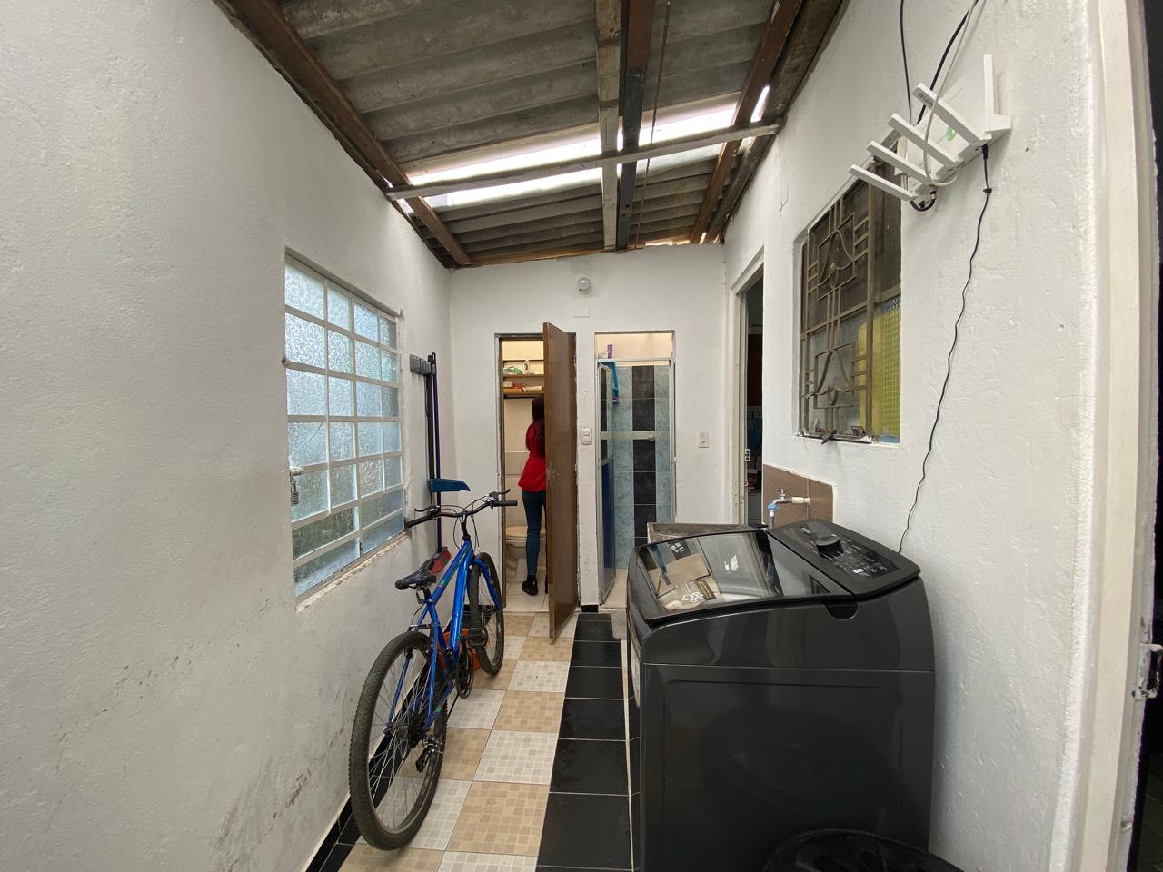 Casa en venta en San Francisco, Bogotá · foto 3 de 23