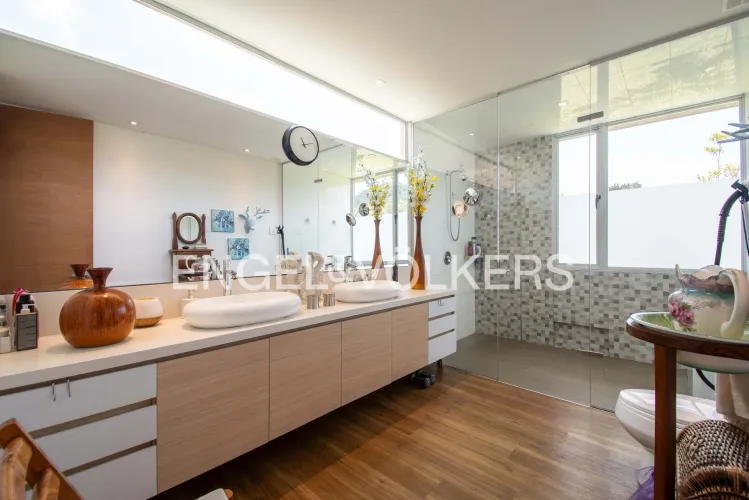 Casa de 3 alcobas en venta en Las Palmas, Envigado, 315 m² · foto 12 de 20