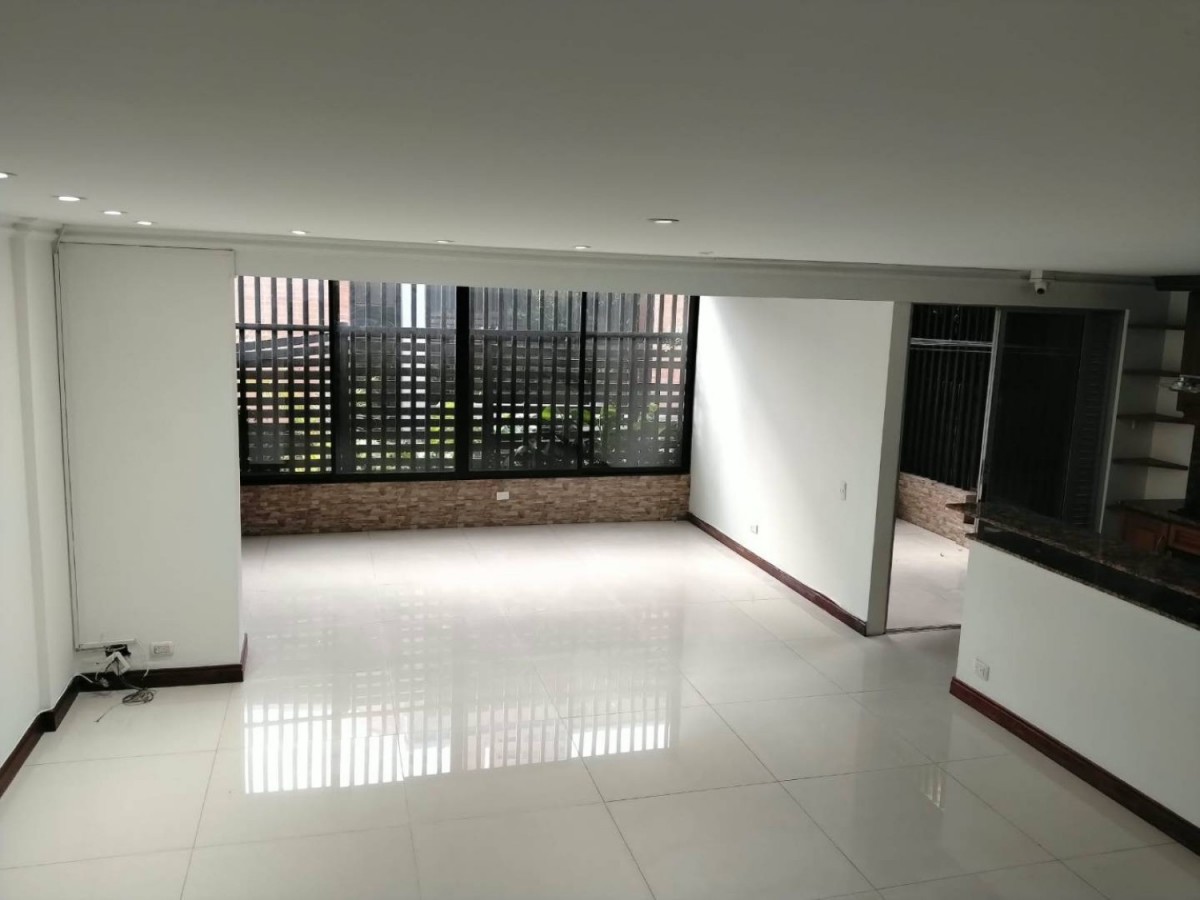 House for rent in Altos del poblado, Medellín