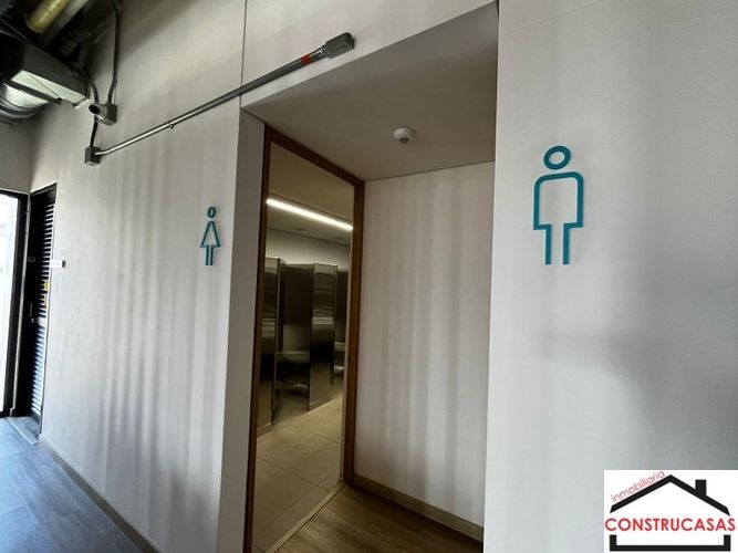 Oficina en arriendo en Los Colores, Medellín, 8 m² · foto 7 de 16