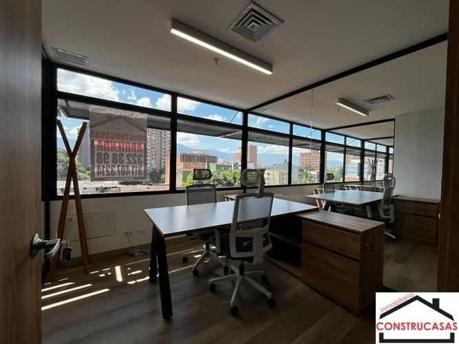 Oficina en arriendo en Los Colores, Medellín, 8 m² · foto 10 de 16