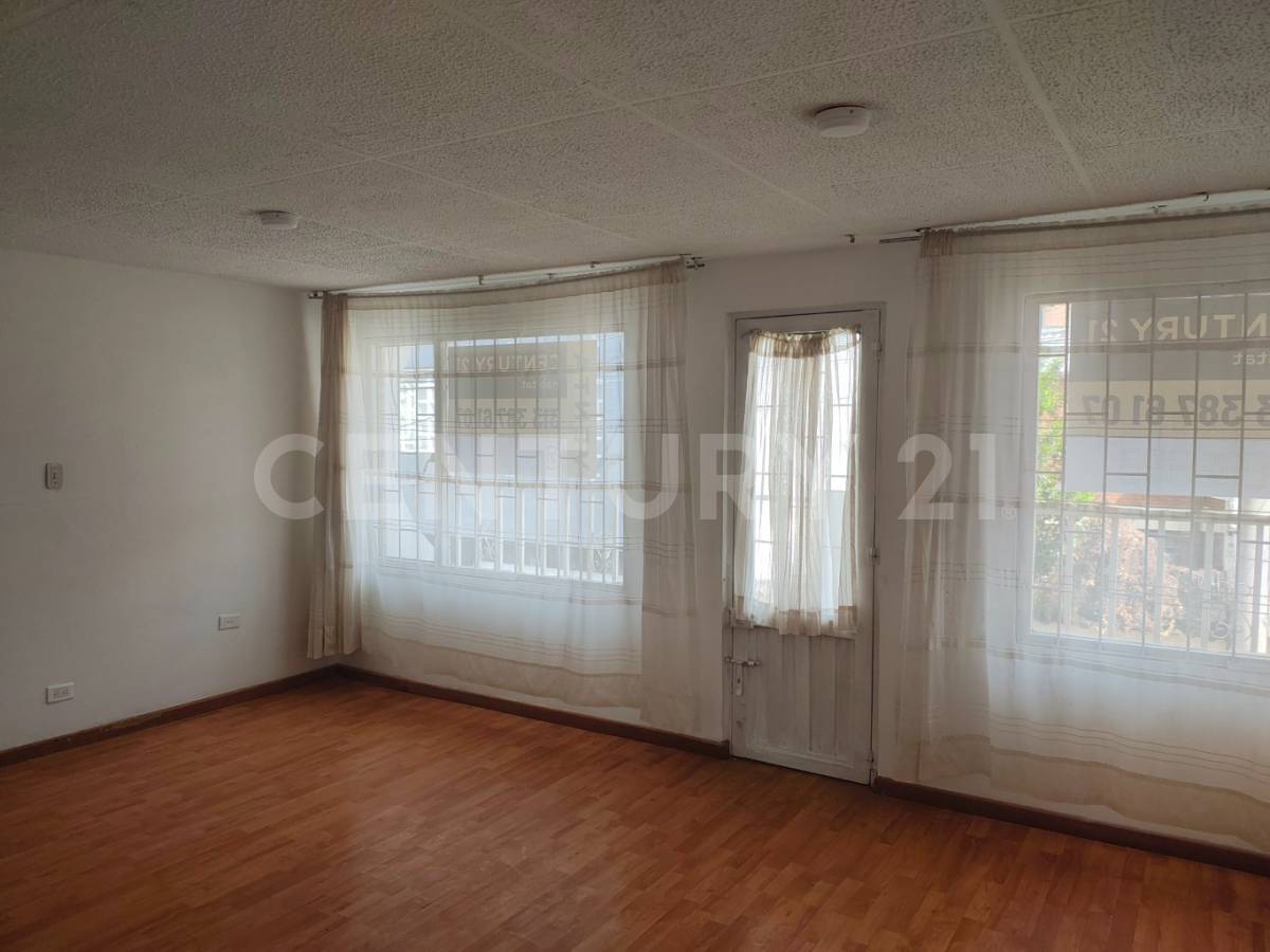 Casa en venta en Alamos, Bogotá · foto 11 de 22