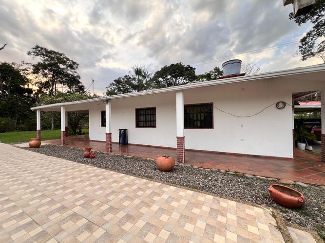 Casa de 4 alcobas en venta en Las Mercedes, Villavicencio, 300 m² · foto 16 de 24