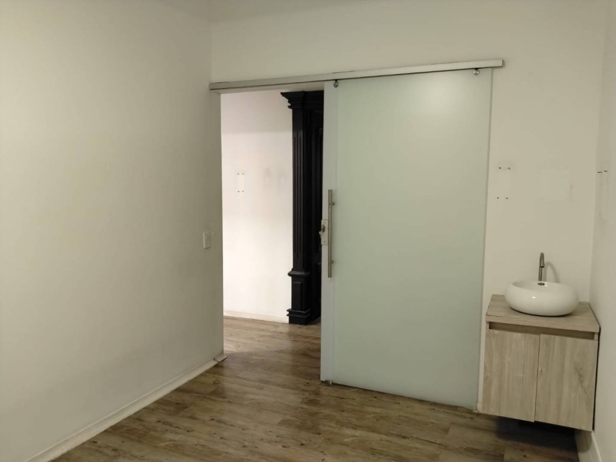 Casa en arriendo en El Poblado, Medellín · foto 5 de 23