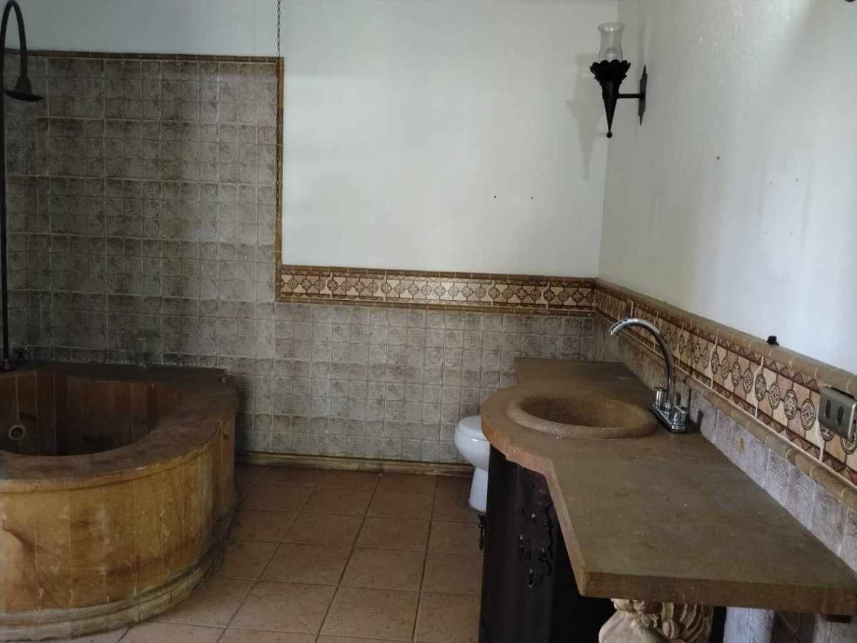 Casa en arriendo en El Poblado, Medellín · foto 17 de 23