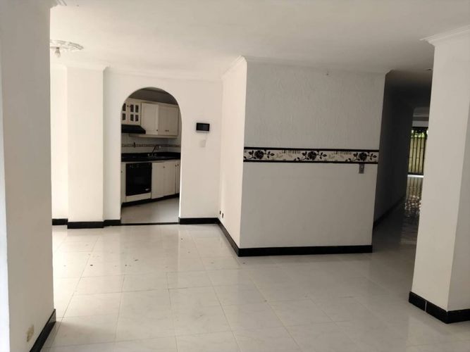 Apartamento de 3 alcobas en venta en El Poblado, Medellín, 380 m² · foto 5 de 14