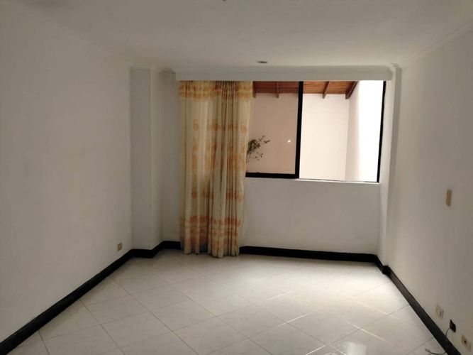 Apartamento de 3 alcobas en venta en El Poblado, Medellín, 380 m² · foto 11 de 14