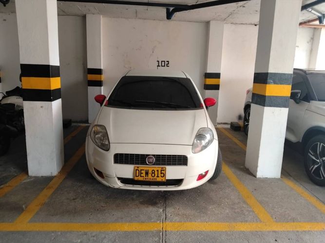 Apartamento de 3 alcobas en venta en El Poblado, Medellín, 380 m² · foto 14 de 14