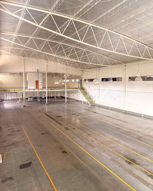 Bodega en arriendo en Siberia, Cota, 2384 m² · foto 2 de 7