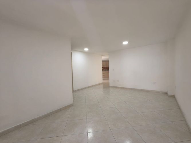 Apartamento de 3 alcobas en venta en Mayorca, Sabaneta, 84 m² · foto 8 de 24