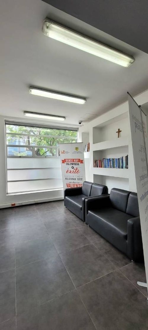 Casa de 5 alcobas en arriendo en La Porciuncula, Bogotá, 515 m² · foto 11 de 20