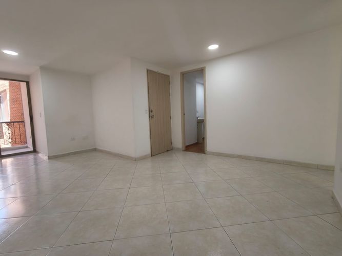 Apartamento de 3 alcobas en venta en Mayorca, Sabaneta, 84 m² · foto 5 de 24