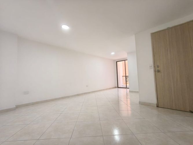 Apartamento de 3 alcobas en venta en Mayorca, Sabaneta, 84 m² · foto 12 de 24