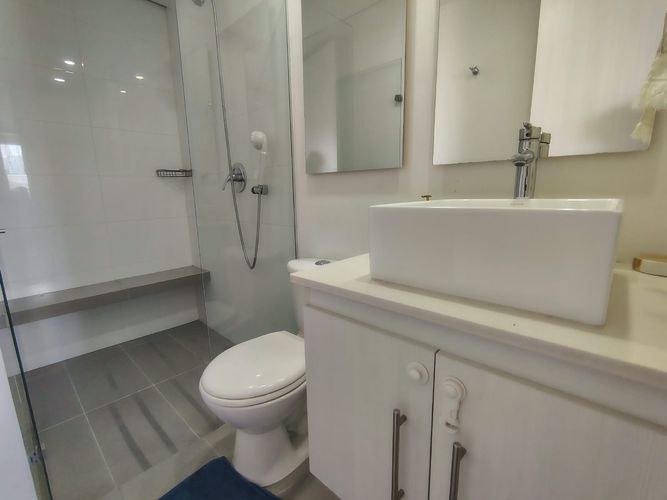 Apartamento de 3 alcobas en arriendo en El Poblado, Medellín, 102 m² · foto 14 de 15