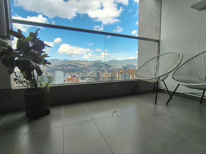 Apartamento de 3 alcobas en arriendo en El Poblado, Medellín, 102 m² · foto 15 de 15