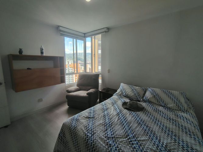 Apartamento de 3 alcobas en arriendo en El Poblado, Medellín, 102 m² · foto 10 de 15